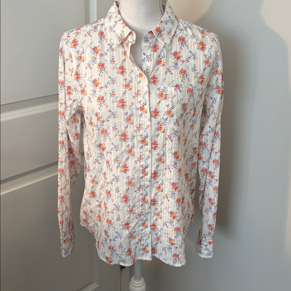 Floral Button-Up Shirt size Small On 34th